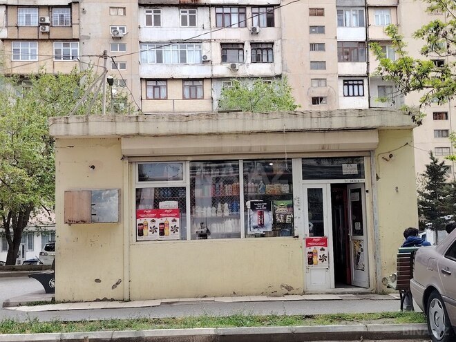 Obyekt - İnşaatçılar m. - 30 m² (2)