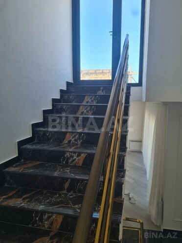 6 otaqlı həyət evi/bağ evi - Novxanı q. - 280 m² (2)