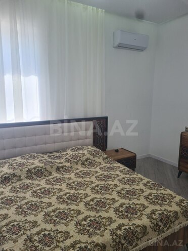 6 otaqlı həyət evi/bağ evi - Novxanı q. - 280 m² (7)