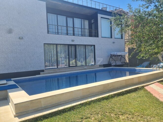 6 otaqlı həyət evi/bağ evi - Novxanı q. - 280 m² (16)