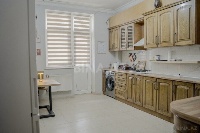 3 otaqlı yeni tikili - Şah İsmayıl Xətai m. - 130 m² (21)