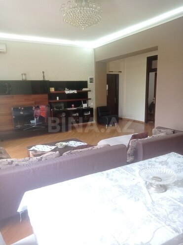 3 otaqlı köhnə tikili - Sahil m. - 100 m² (3)