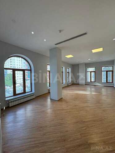 5 otaqlı ofis - Nəsimi r. - 202 m² (2)