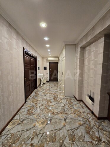 3-комн. новостройка - м. Шах Исмаил Хатаи - 141 м² (25)