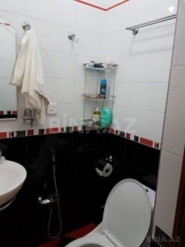 7 otaqlı həyət evi/bağ evi - Badamdar q. - 400 m² (13)