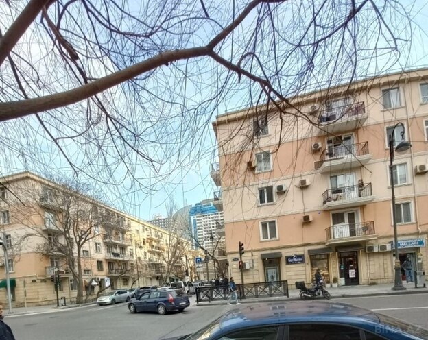 2 otaqlı yeni tikili - 28 May m. - 80 m² (1)