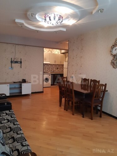 2 otaqlı yeni tikili - Bakıxanov q. - 75 m² (1)