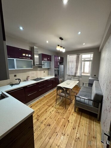 3 otaqlı yeni tikili - İnşaatçılar m. - 140 m² (2)