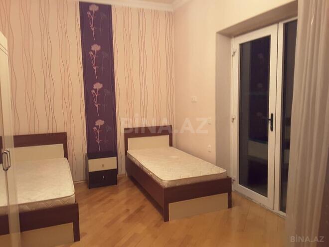 3-комн. новостройка - м. 8 ноября - 141 м² (20)