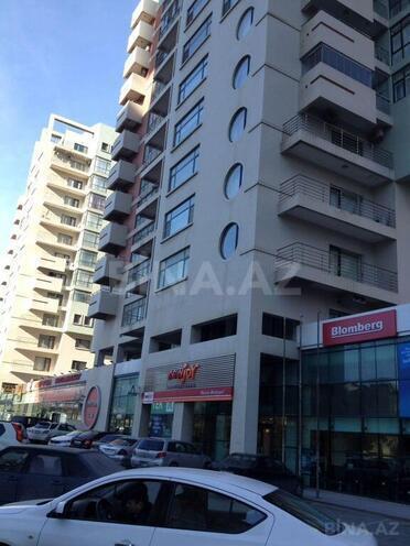 3-комн. новостройка - м. 8 ноября - 141 м² (3)