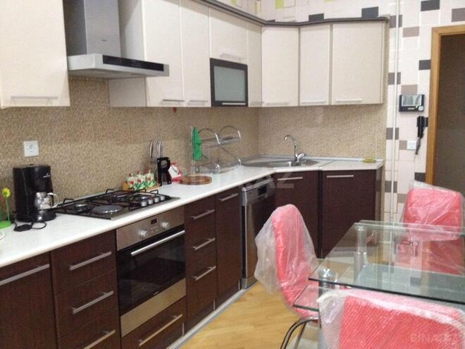 3-комн. новостройка - м. 8 ноября - 141 м² (9)