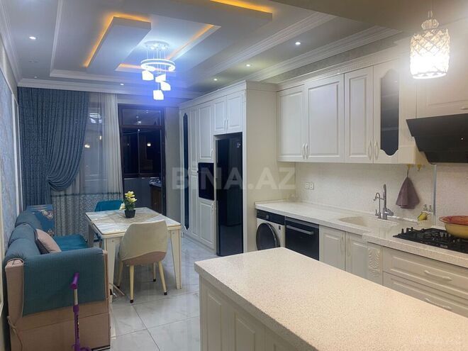4 otaqlı yeni tikili - Elmlər Akademiyası m. - 178 m² (4)