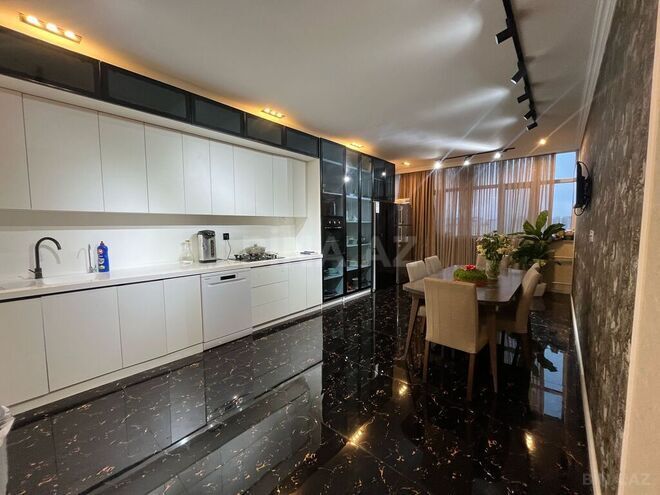 4 otaqlı yeni tikili - İnşaatçılar m. - 170 m² (13)