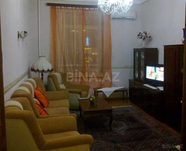 2 otaqlı köhnə tikili - Sahil m. - 60 m² (1)