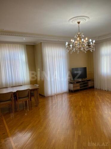 4 otaqlı yeni tikili - 8-ci mikrorayon q. - 160 m² (2)