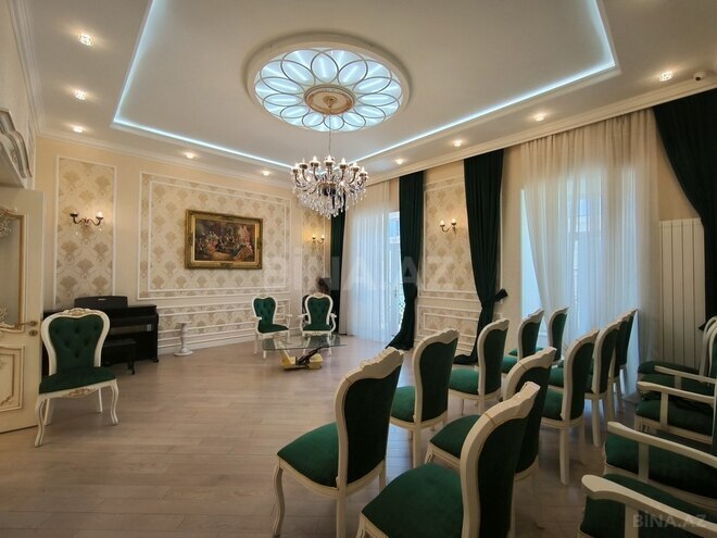 3-комн. вторичка - м. 28 мая - 130 м² (1)