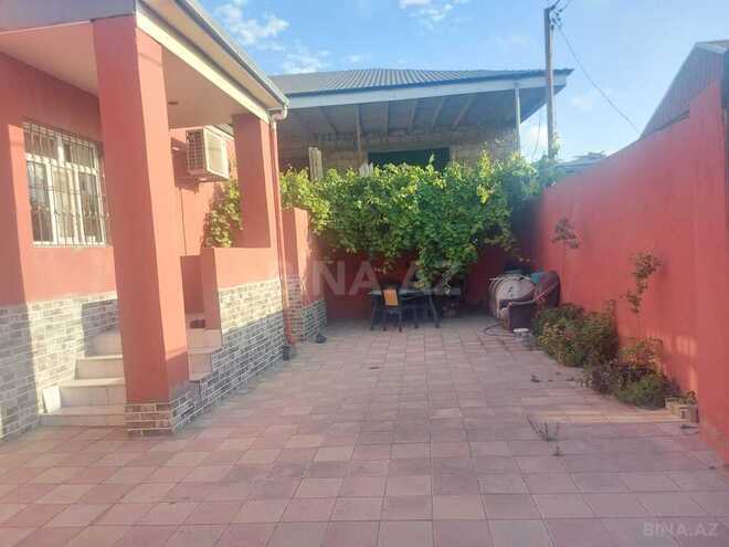 4 otaqlı həyət evi/bağ evi - Zabrat q. - 113 m² (1)