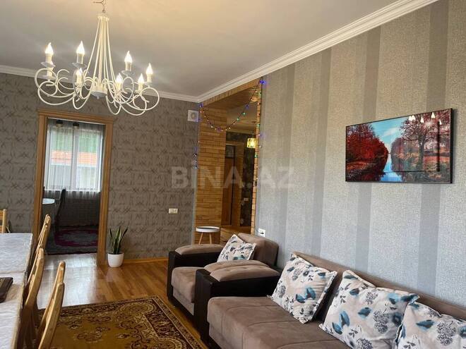 6 otaqlı həyət evi/bağ evi - Qəbələ - 270 m² (9)