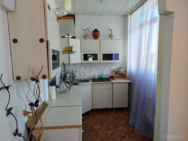 10 otaqlı həyət evi/bağ evi - Novxanı q. - 400 m² (4)
