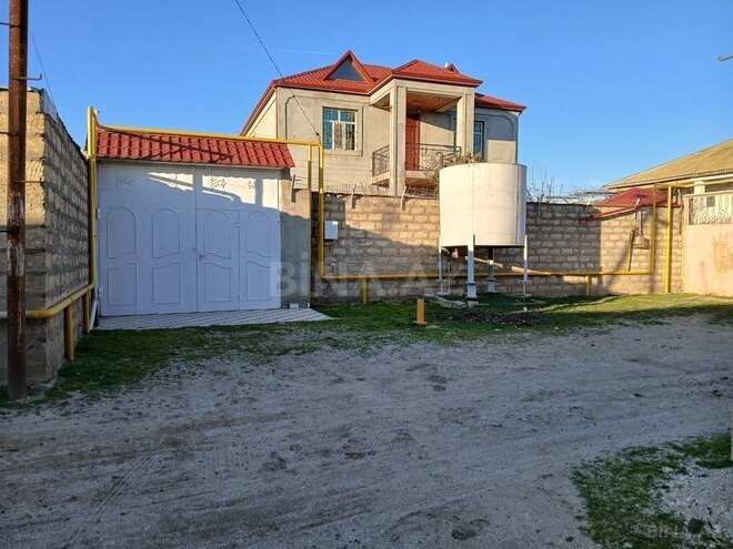 6 otaqlı həyət evi/bağ evi - Hövsan q. - 200 m² (1)