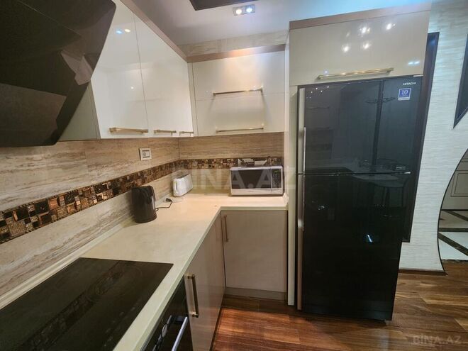2-комн. новостройка - м. 28 мая - 80 м² (11)
