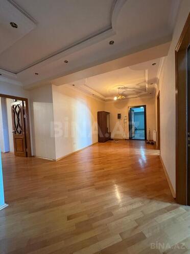 3 otaqlı yeni tikili - Şah İsmayıl Xətai m. - 140 m² (24)