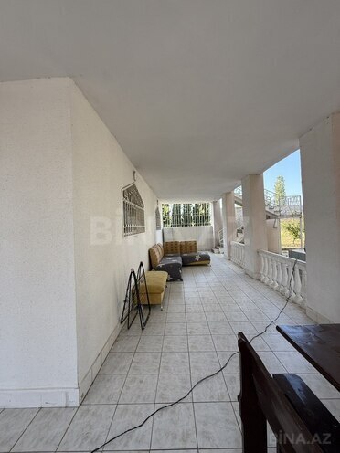7 otaqlı həyət evi/bağ evi - Novxanı q. - 250 m² (7)
