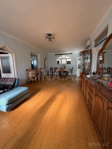 7 otaqlı həyət evi/bağ evi - Novxanı q. - 250 m² (13)