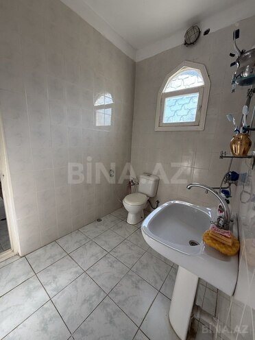 7 otaqlı həyət evi/bağ evi - Novxanı q. - 250 m² (16)
