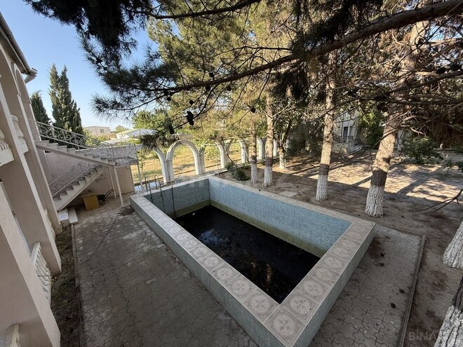 7 otaqlı həyət evi/bağ evi - Novxanı q. - 250 m² (8)
