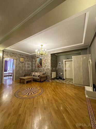 3-комн. новостройка - пос. 8-й мкр - 165 м² (3)