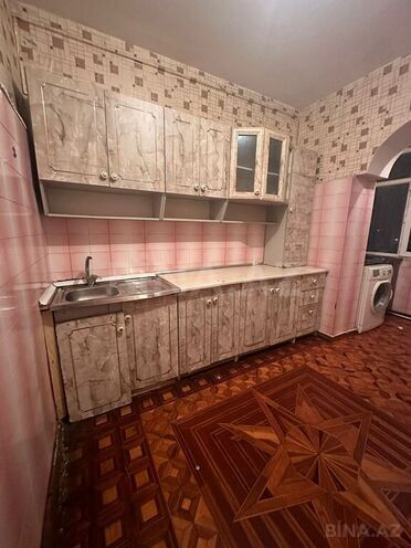 3 otaqlı köhnə tikili - Neftçilər m. - 70 m² (1)