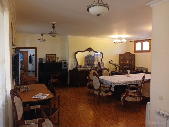 10 otaqlı həyət evi/bağ evi - Şüvəlan q. - 400 m² (23)