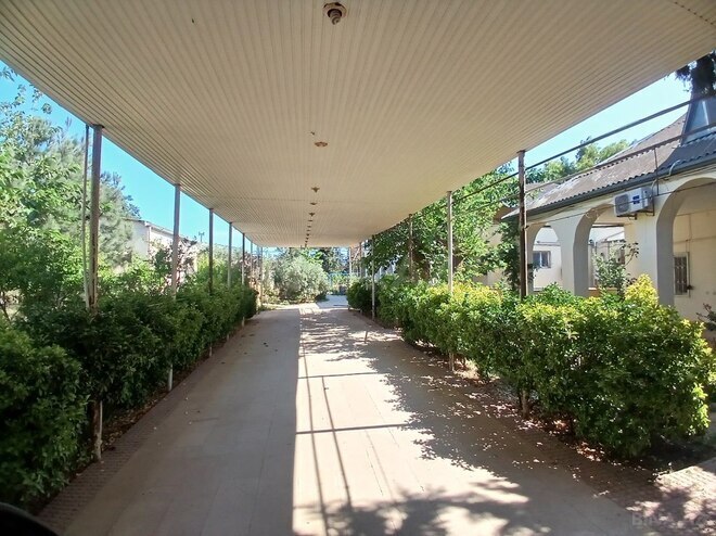 10 otaqlı həyət evi/bağ evi - Şüvəlan q. - 400 m² (10)