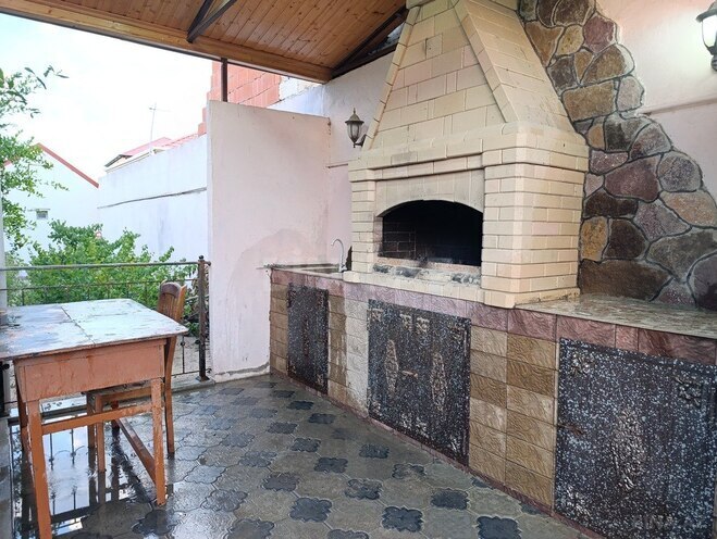 4 otaqlı həyət evi/bağ evi - Pirşağı q. - 100 m² (2)