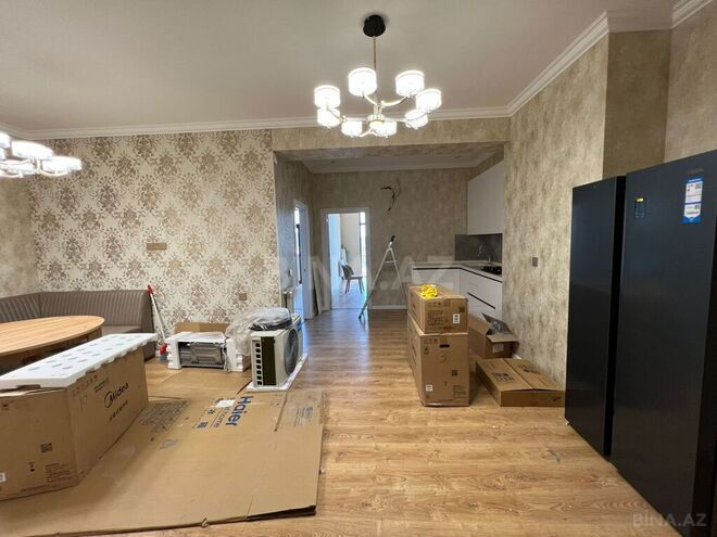 3-комн. новостройка - м. 28 мая - 100 м² (2)