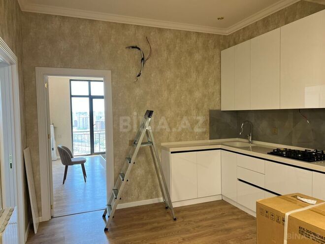 3-комн. новостройка - м. 28 мая - 100 м² (8)