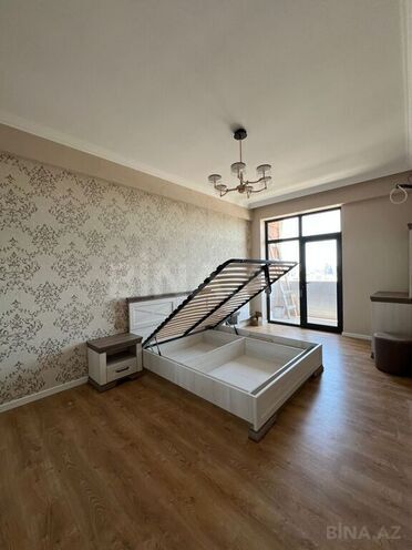 3-комн. новостройка - м. 28 мая - 100 м² (11)