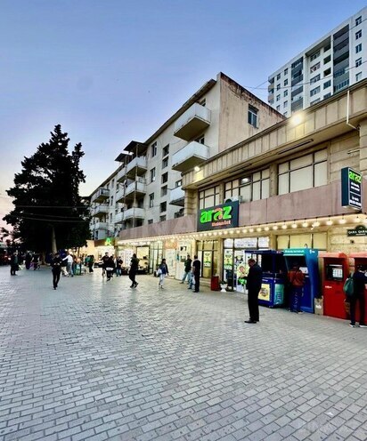 3-комн. вторичка - м. Кара Караев - 68 м² (1)