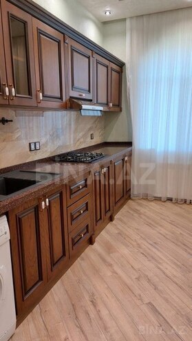 5 otaqlı həyət evi/bağ evi - Novxanı q. - 400 m² (13)
