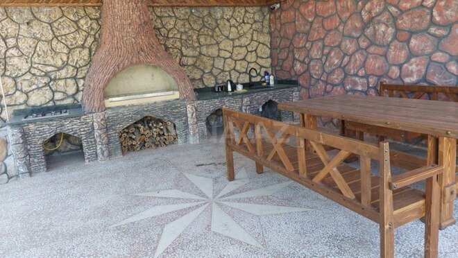 5 otaqlı həyət evi/bağ evi - Novxanı q. - 400 m² (18)