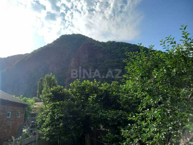 2 otaqlı həyət evi/bağ evi - Qax - 100 m² (2)
