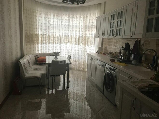 3 otaqlı yeni tikili - Şah İsmayıl Xətai m. - 157 m² (1)