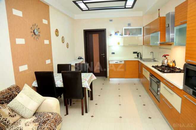 4-комн. новостройка - м. 28 мая - 235 м² (25)