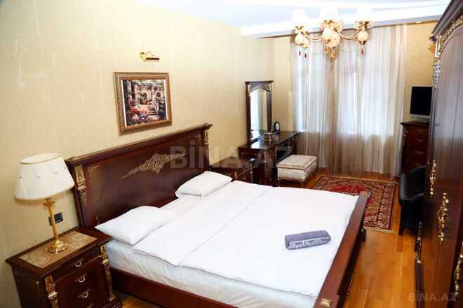 4-комн. новостройка - м. 28 мая - 235 м² (21)