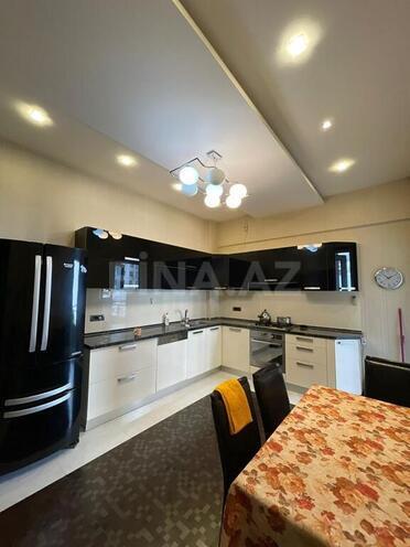 4-комн. новостройка - м. 28 мая - 180 м² (1)