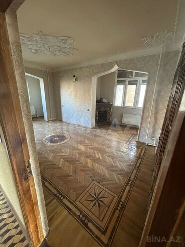 3 otaqlı köhnə tikili - 8-ci mikrorayon q. - 98 m² (14)