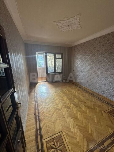 3 otaqlı köhnə tikili - 8-ci mikrorayon q. - 98 m² (15)