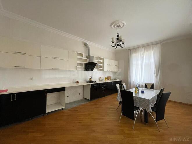 5 otaqlı həyət evi/bağ evi - Novxanı q. - 400 m² (18)