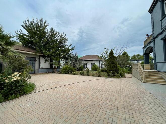 5 otaqlı həyət evi/bağ evi - Novxanı q. - 400 m² (8)